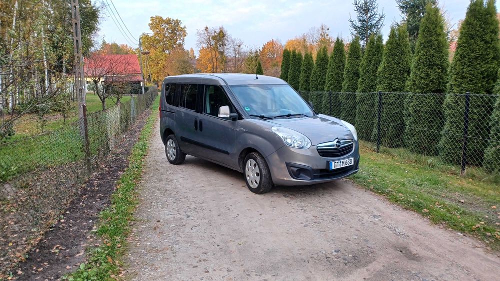 Opel Combo D 1.4 Benzyna