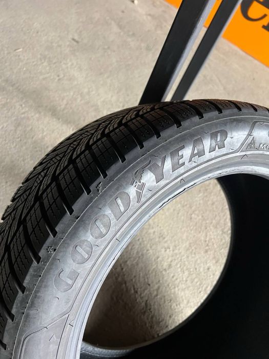 Шини 245/45 r18 Goodyear UltraGrip Performance Зима 2023р (251)