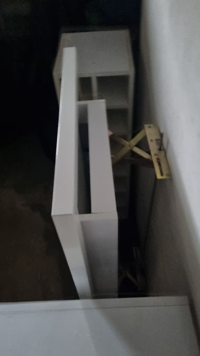 Stolik  i szafka jak za darmo