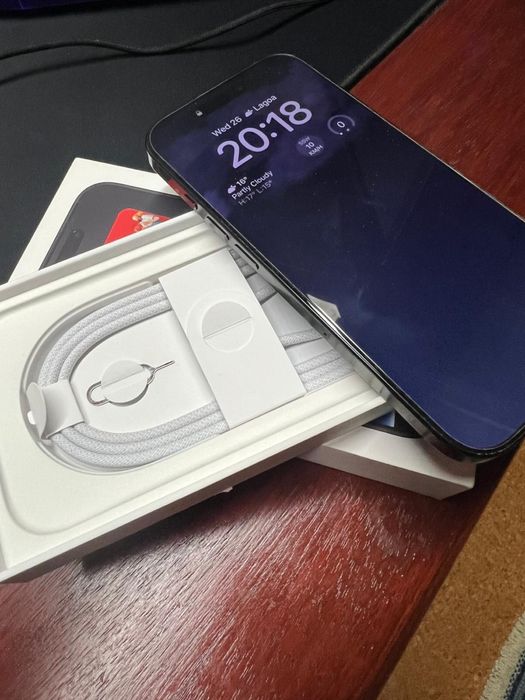 iPhone 16 Pro 128GB – IMACULADO + GARANTIA ATÉ 09/2027 + Capa Spigen