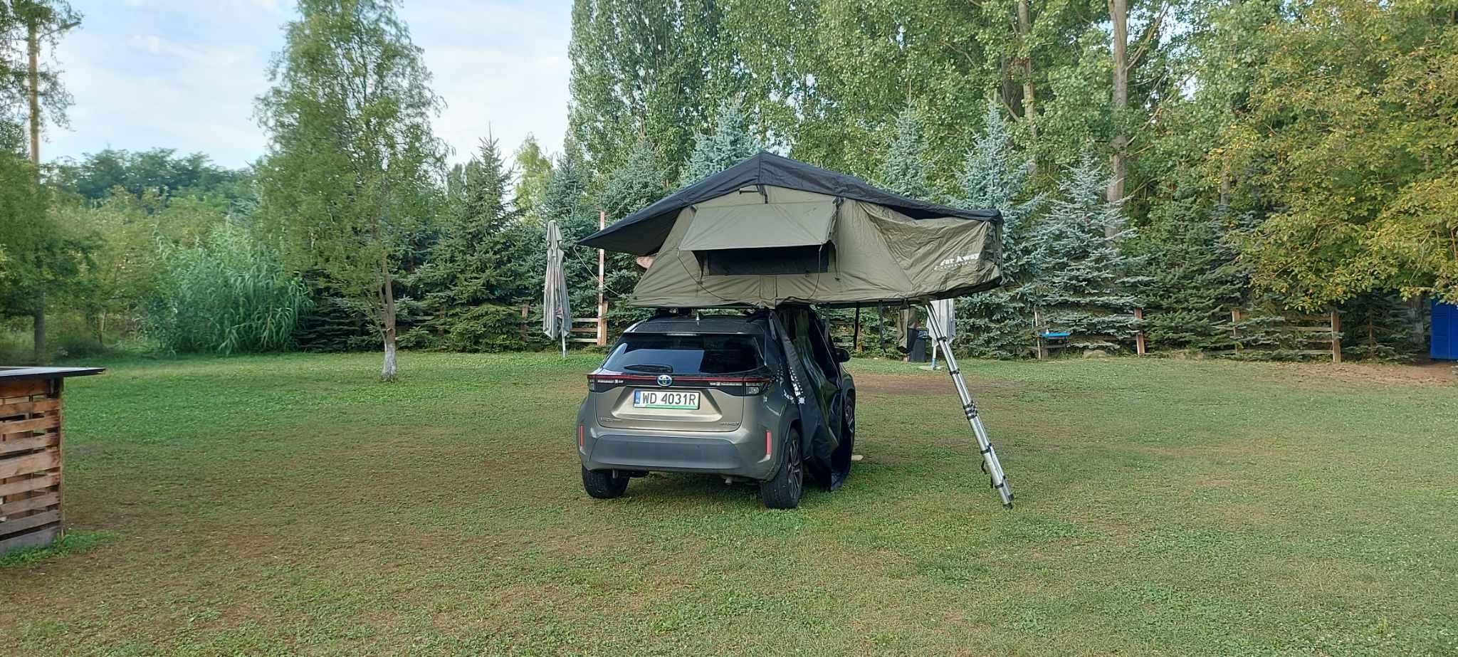 Namiot dachowy miękka obudowa - jak nowy, 160cm szerokości