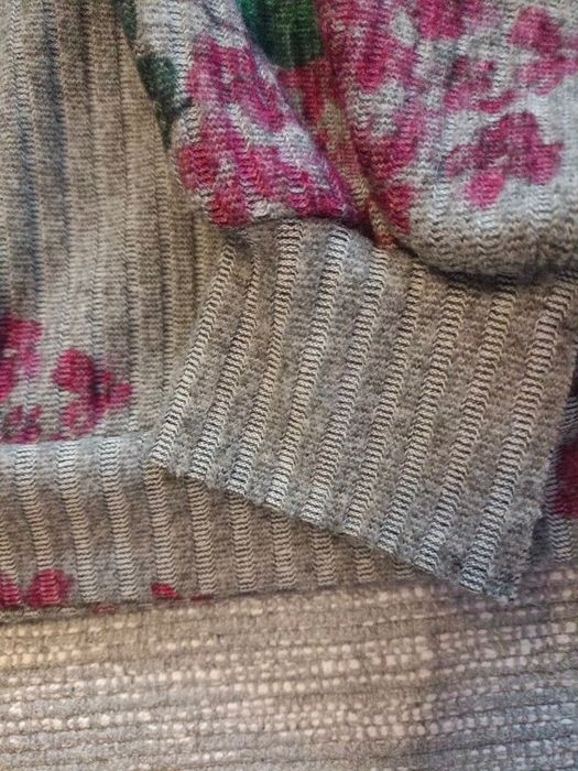 Sweter Reserved L kwiaty oversize
