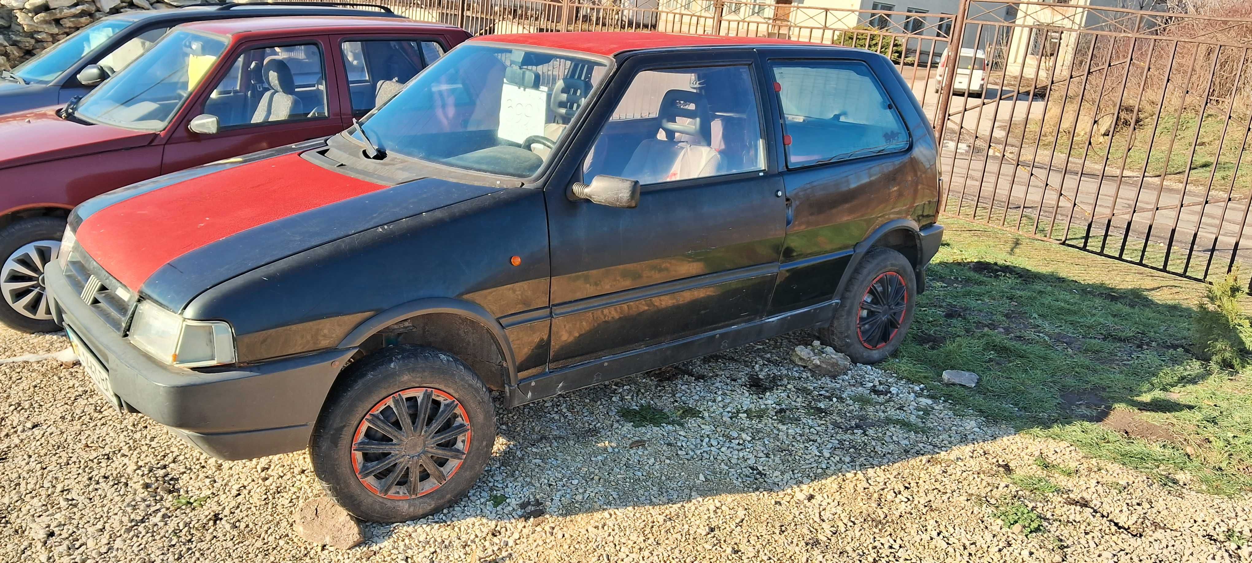 Fiat Uno по запчастинах