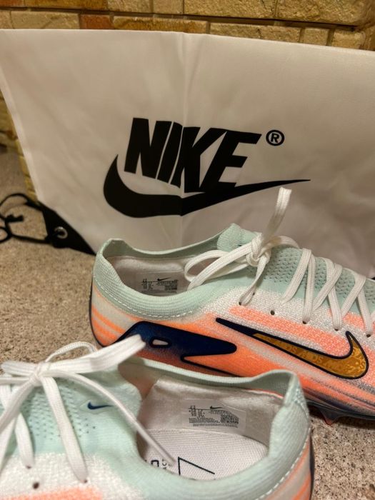 Футбольні бутси Nike Zoom Mercurial Vapor 16 Elite FG