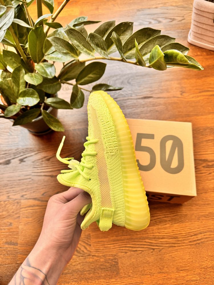 Кросівки Adidas Yeezy Boost V2 350 Glow Green