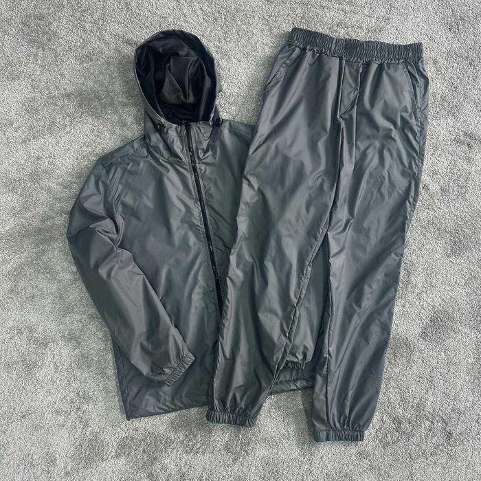 Спортивний костюм чоловічий плащівка весна осінь з капюшоном чорний