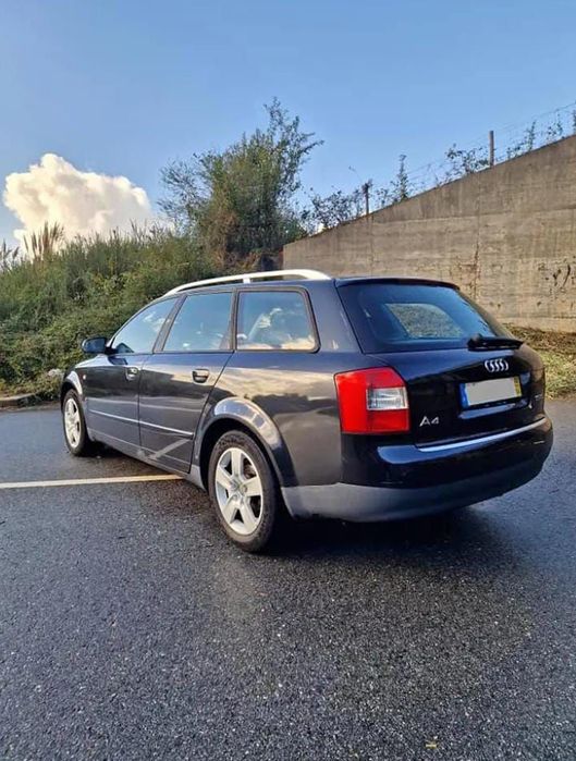 Vendo ou Faso negócio carrinha de trabalho