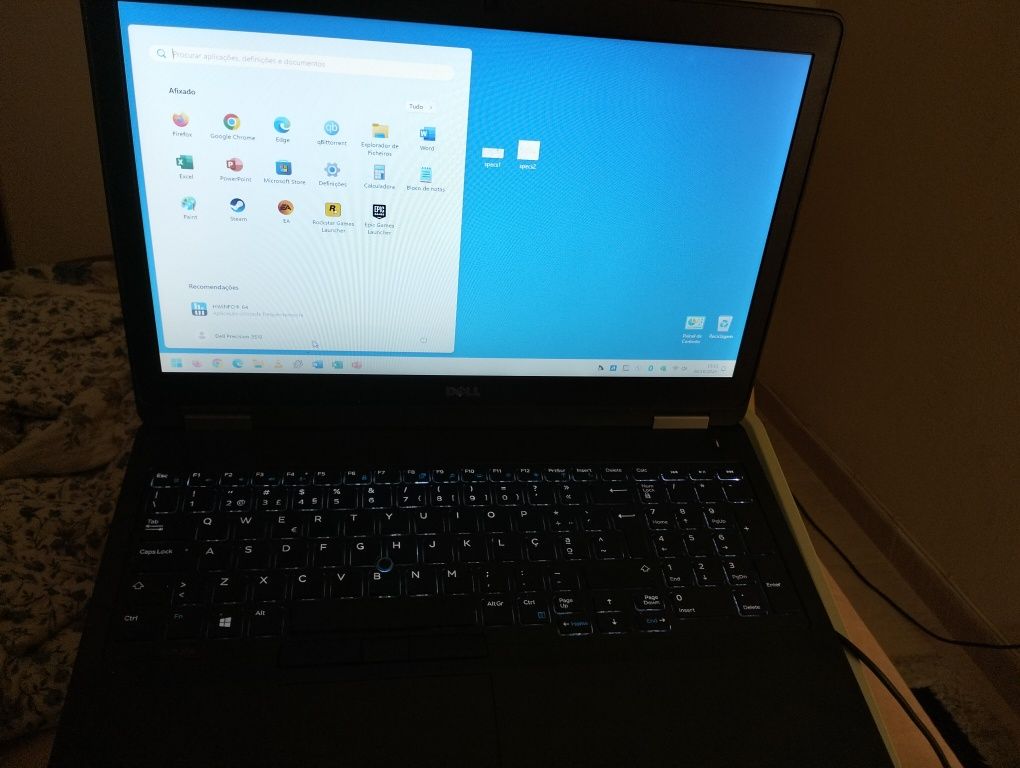 Portátil Dell Precision 3510 i5 6th Gen 16GB 512GB NVMe Radeon R9 360M