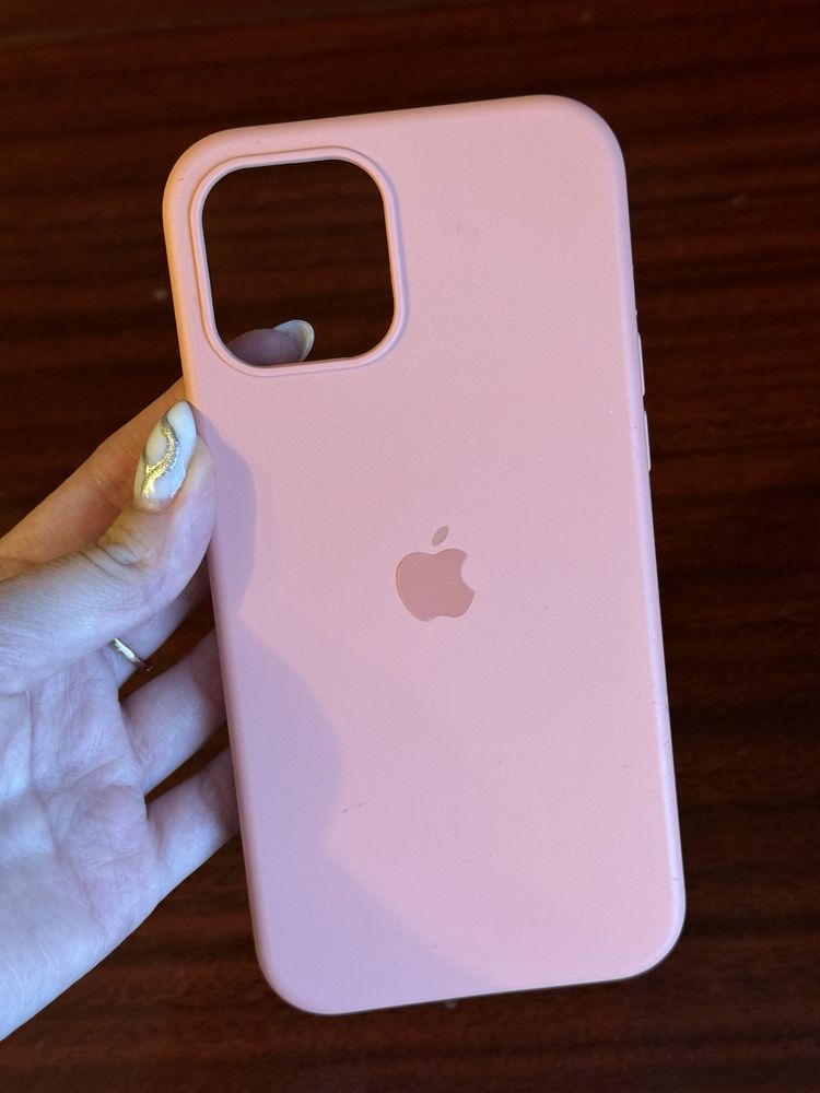 Чохол на iPhone 12 pro max