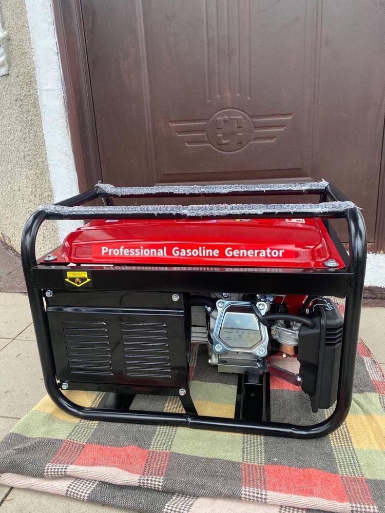 Продам  недорого новий генератор