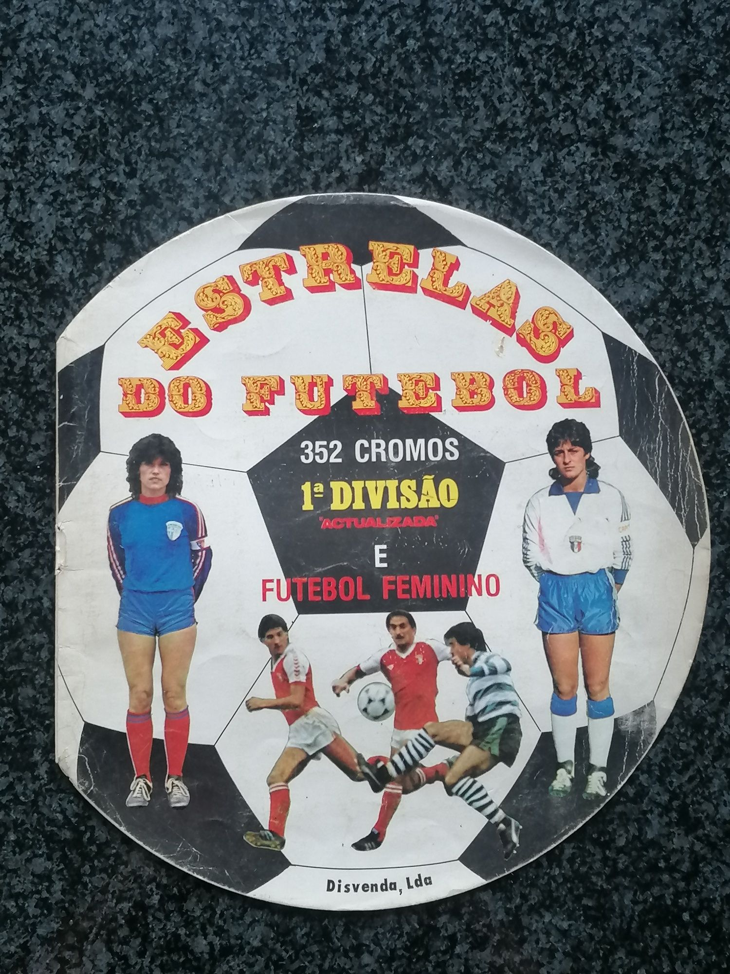Coleção Estrelas do futebol 82/83 - Disvenda