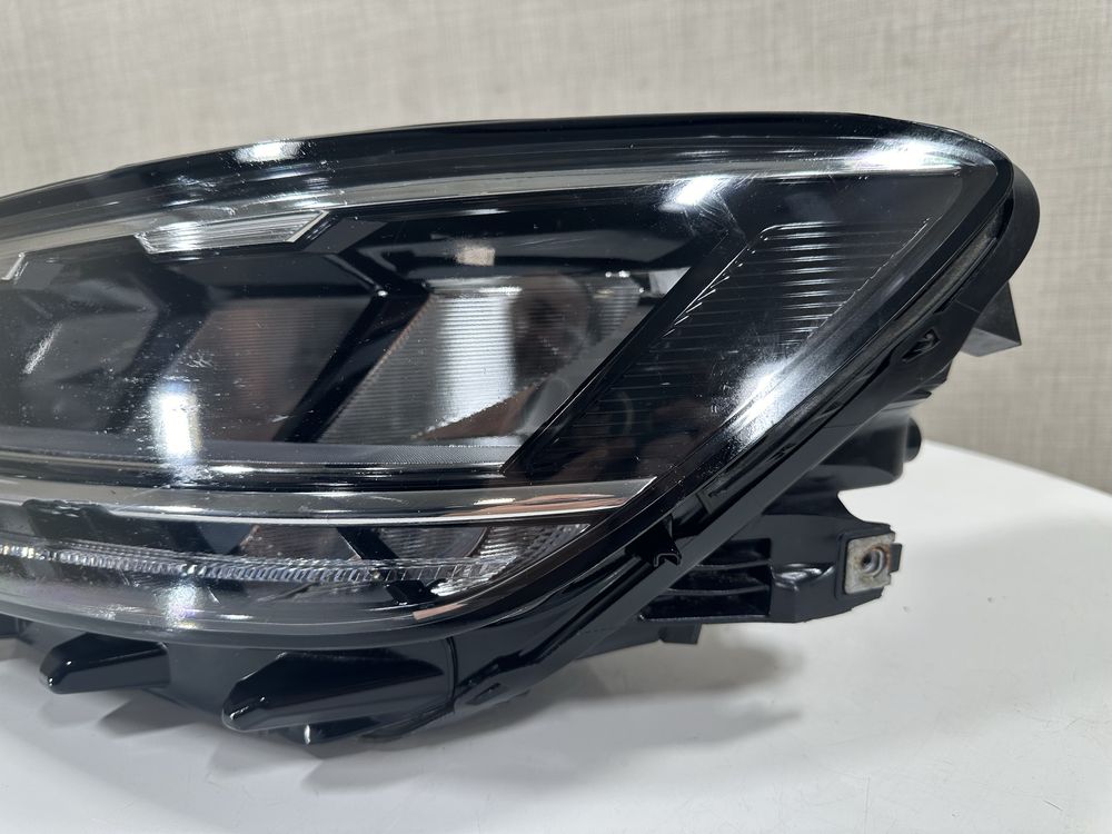 Фара передняя левая VW Passat B8 ( 2019 2020 2021 2022 2023 г.) ЄВРОПА