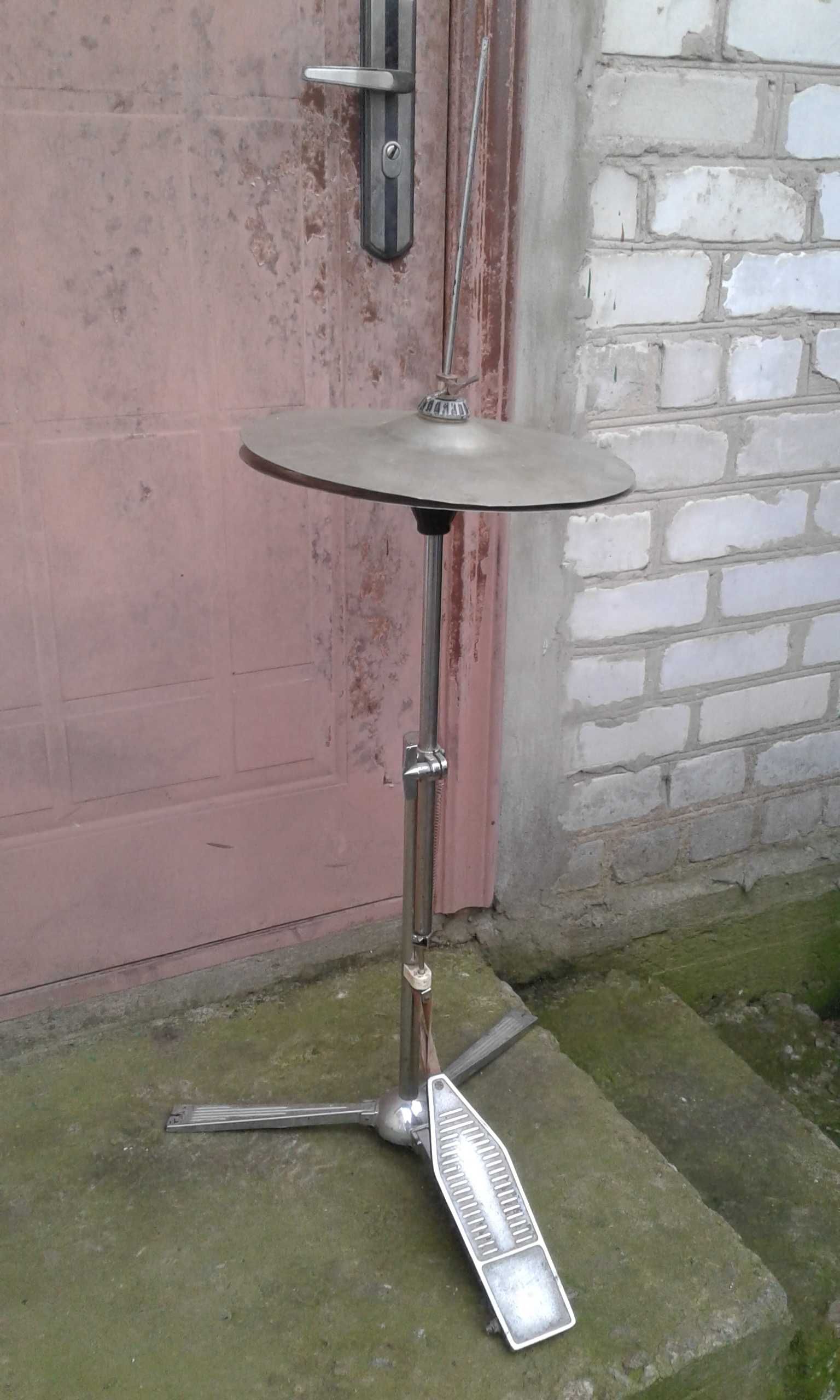 Ударная установка установка Trova. Железо Zildjian ZBT Хет