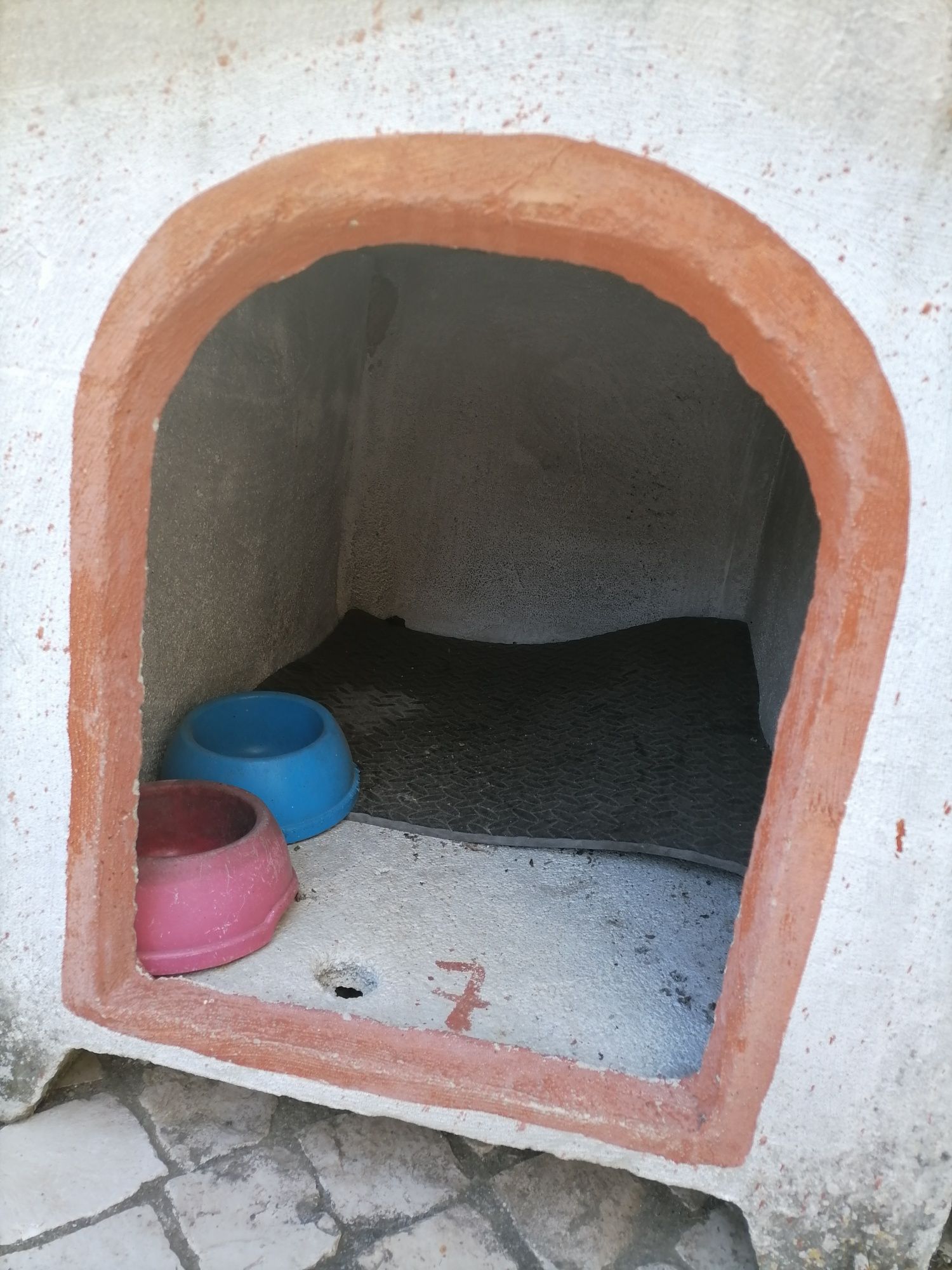 Casota de cão em cimento