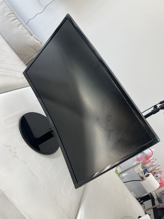 Monitor Samsung 24” Curvo Full HD – Novo