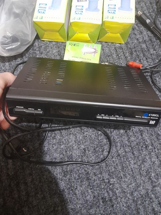 Комплект тюнер головки под спутникову антену