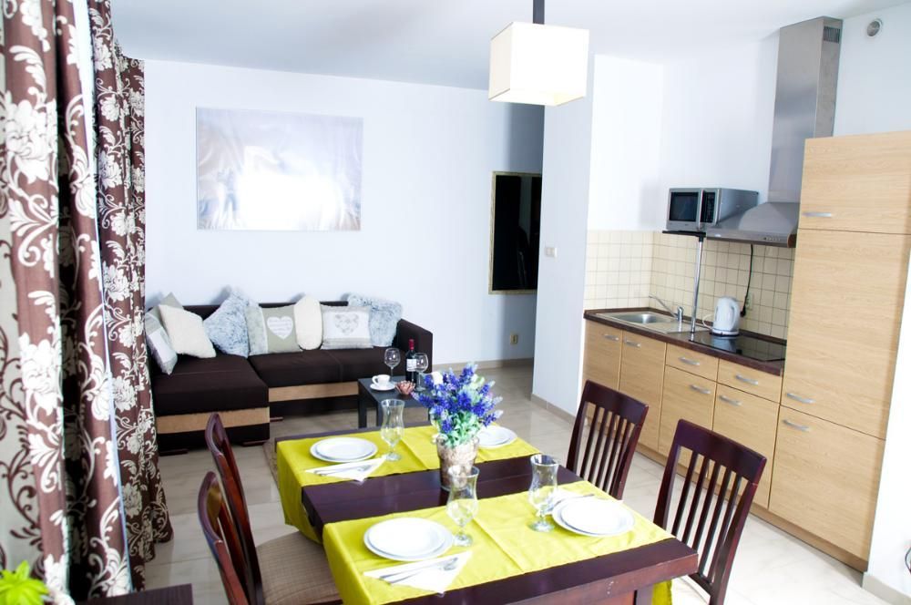 Rewal Apartament z ogródkiem IKAR nr.101 / 5-6 osobowy blisko morza