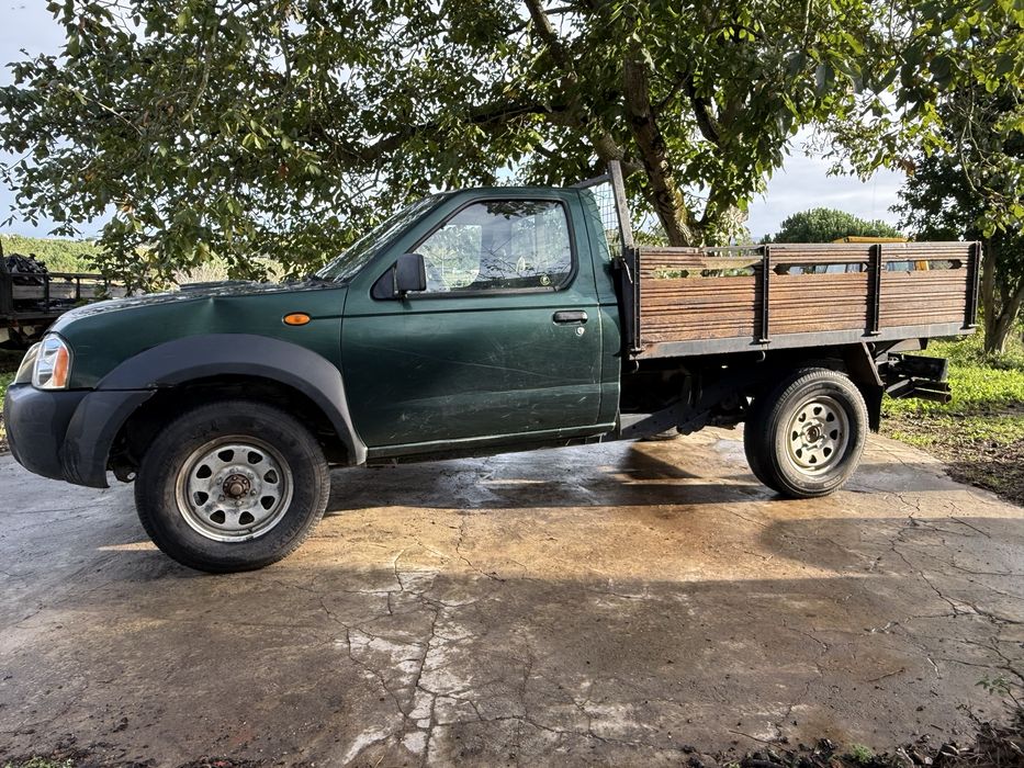 Nissan D22 4x4 Pickup ( Com Avaria )