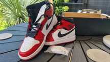 Buty Air Jordan 1 MID rozmari 40