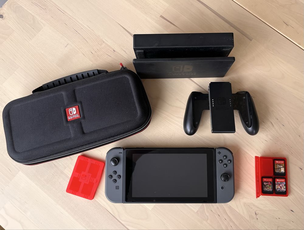 Nintendo Switch com consola