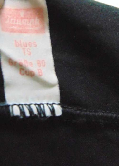 Triumph czarne body damskie z koronką 80B