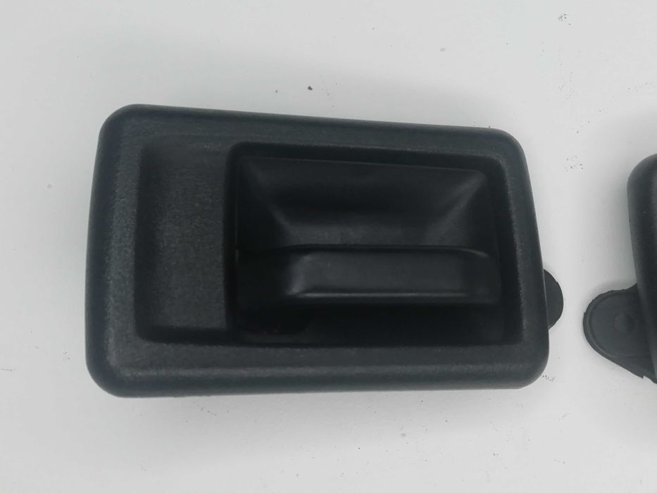 Peugeot 205 Puxadores + Molduras porta em preto