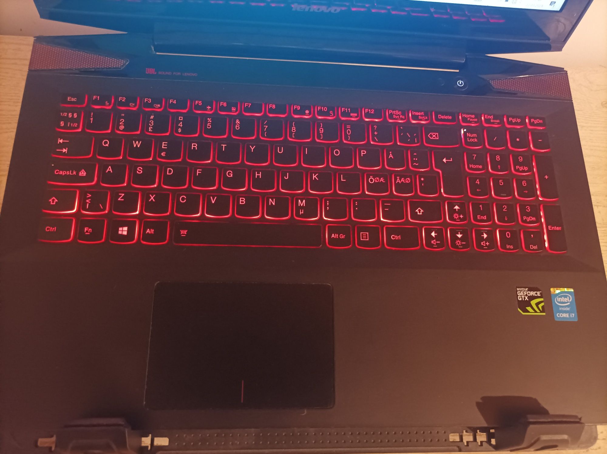 Laptop Lenovo y50-70