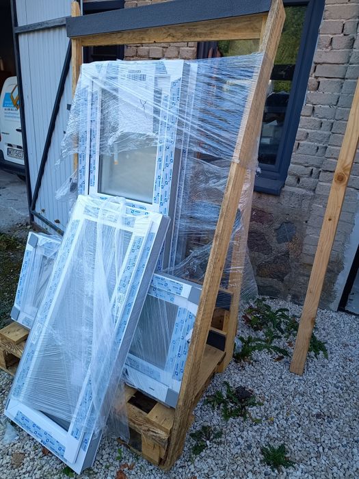 Okna pcv białe nowe od ręki