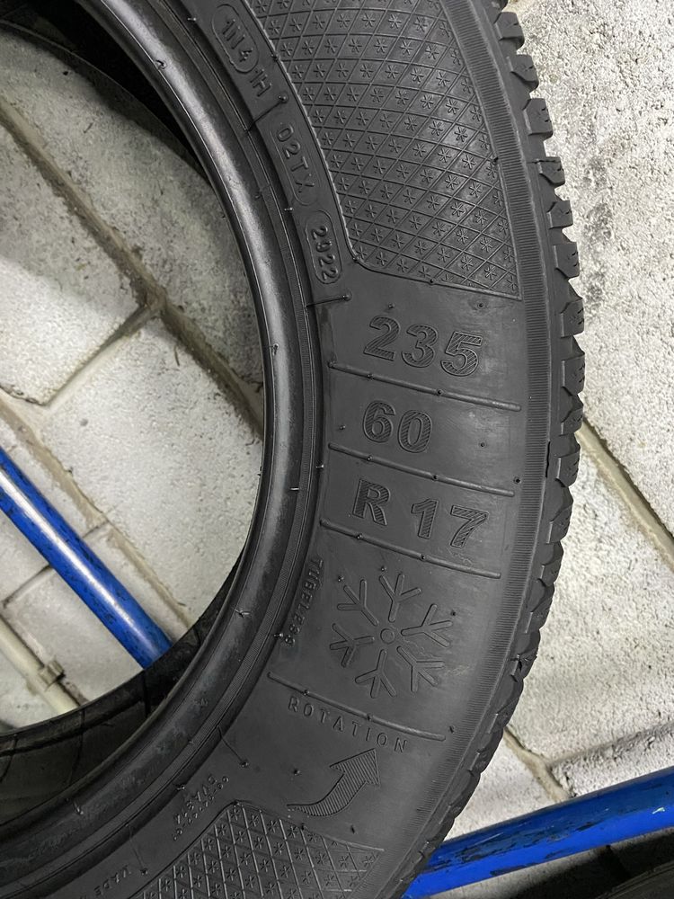 Зимові шини 235/60 R17 (102H) KLEBER