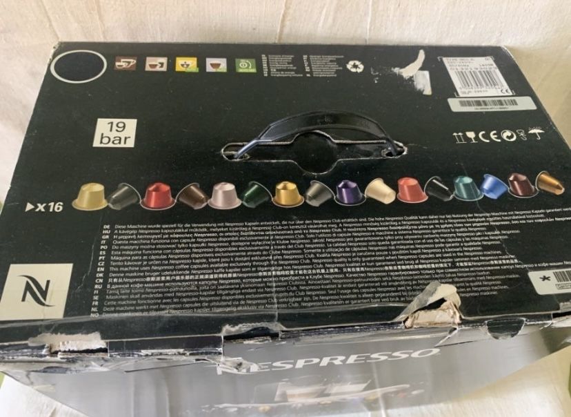 Кофемашина, Кофе автомат Nespresso Lattissima+ и аксессуары