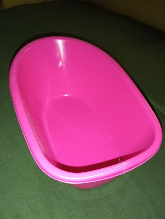 Wanienka dla lalki różowa, wys. 15 cm, dł. 35 cm