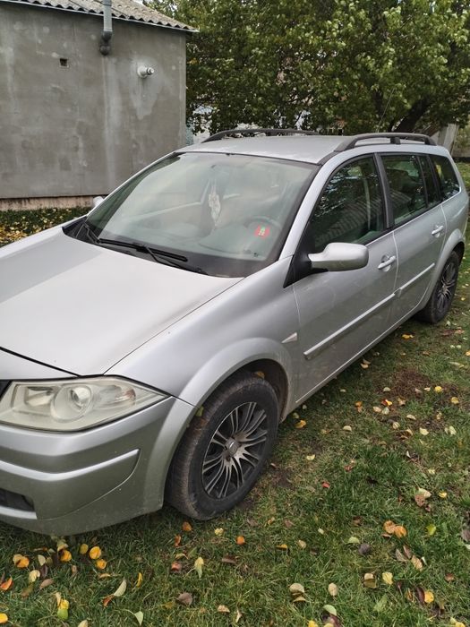 Хороший автомобіль меган