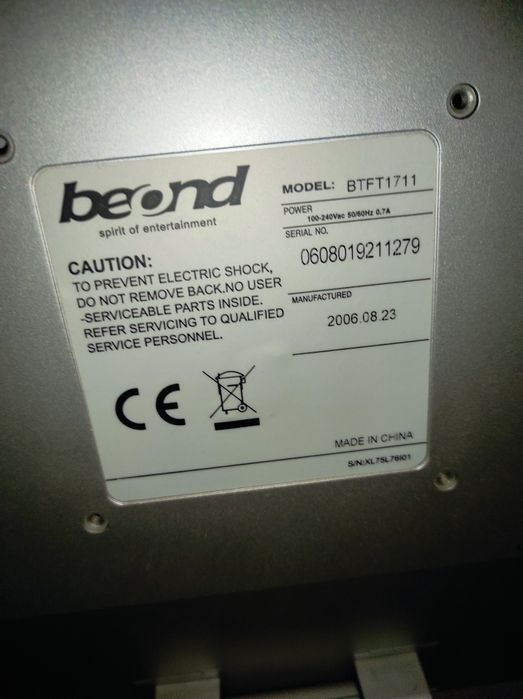 TV LCD Beond BTFT1711