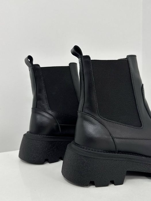 Жіночі зимові чорні челсі натуральна шкіра