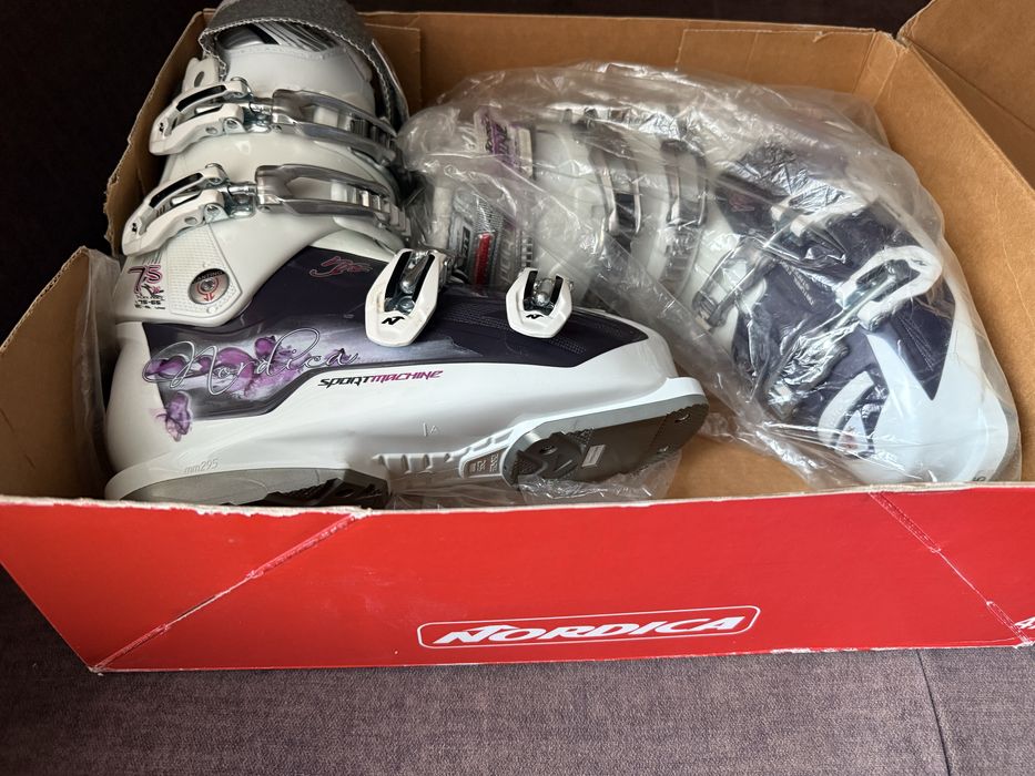 Нові жіночі гірськолижні черевики Nordica Sportmachine 75 W р.39,5-40