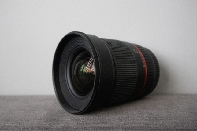 Obiektyw szerokokątny Samyang 16 mm f/2  mocowanie Canon EF