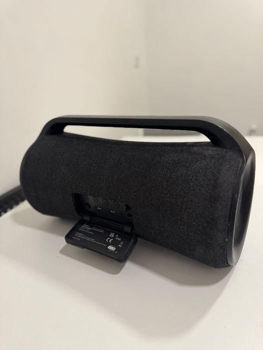 Caixa de som da “SONY”(coluna)