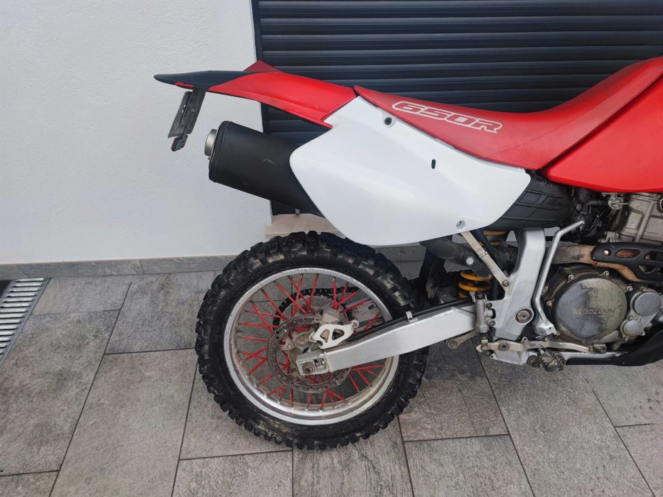 Honda XR650R em Bom Estado