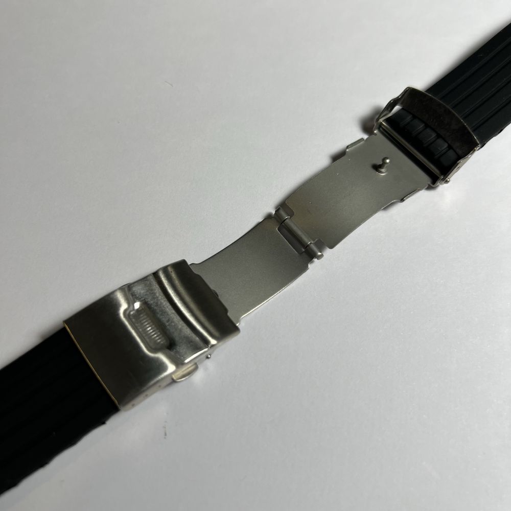 Samsung S3 - pulseira preta com sistema de segurança - NOVA