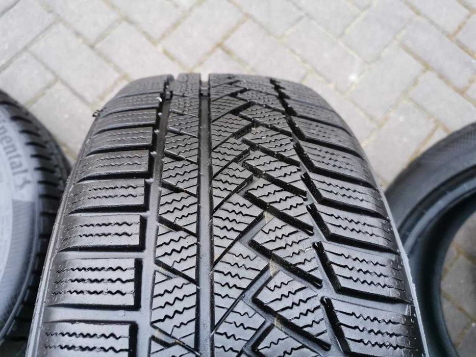 205/50 93H R17 CONTINENTAL WC TS850P 8mm 2020r Zimowe Opony 4szt