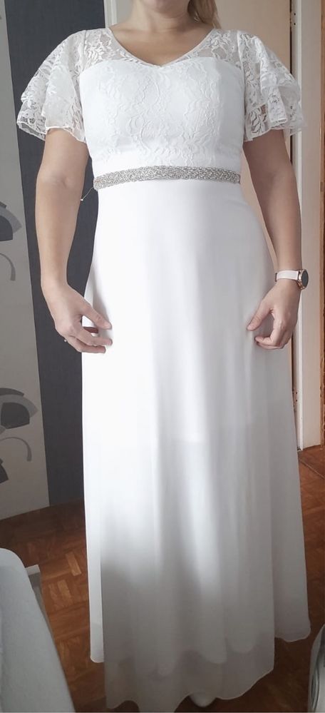 Srebrny pasek do sukienki na białej tasiemce