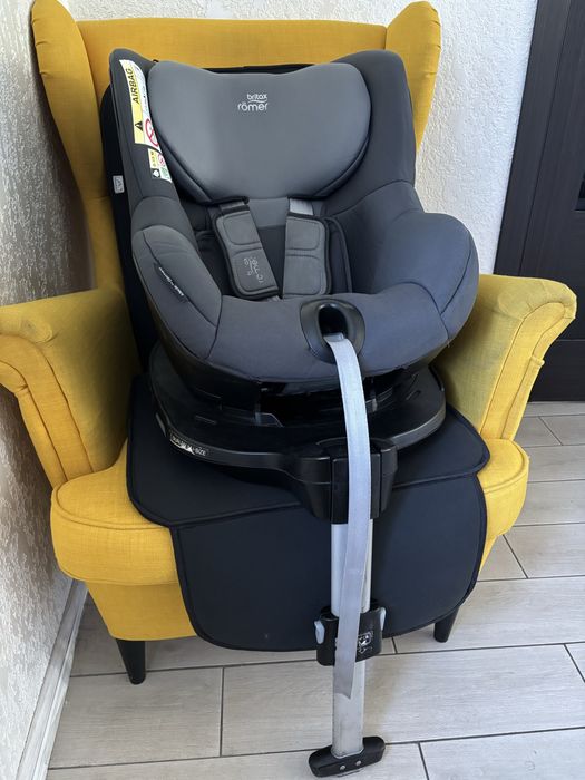 Автокрісло britax romer + захисний килимок