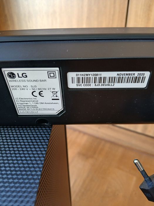 Soundbar LG SJ3 (2.1 - 300 W - Como Novo