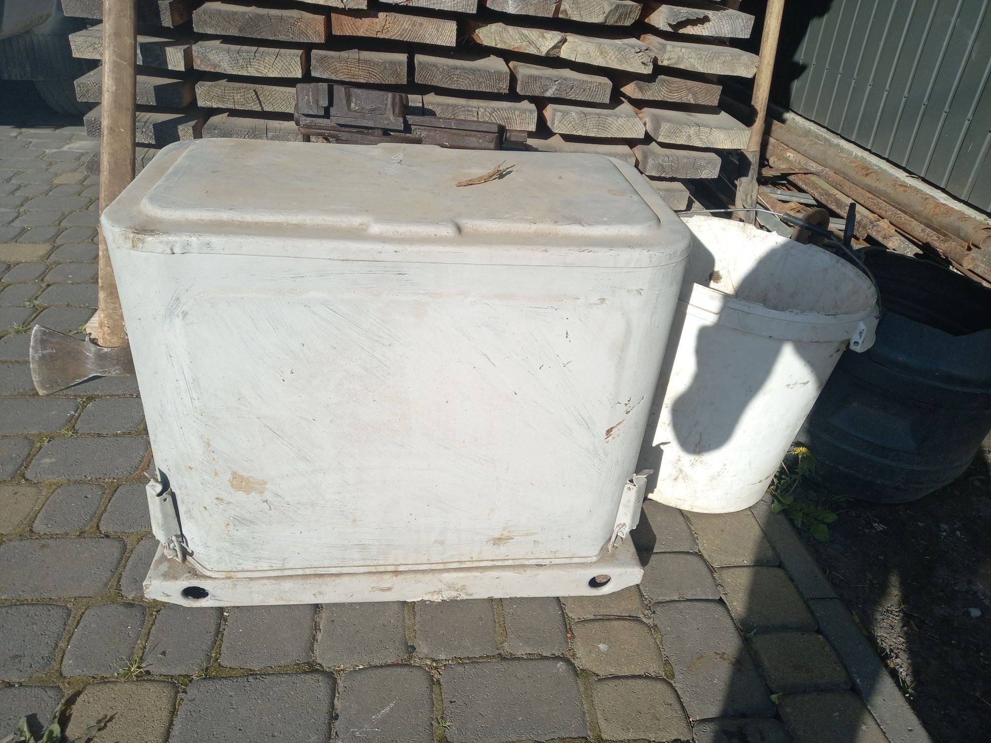 Продам генератор. Тип ГАБ-1-0/230