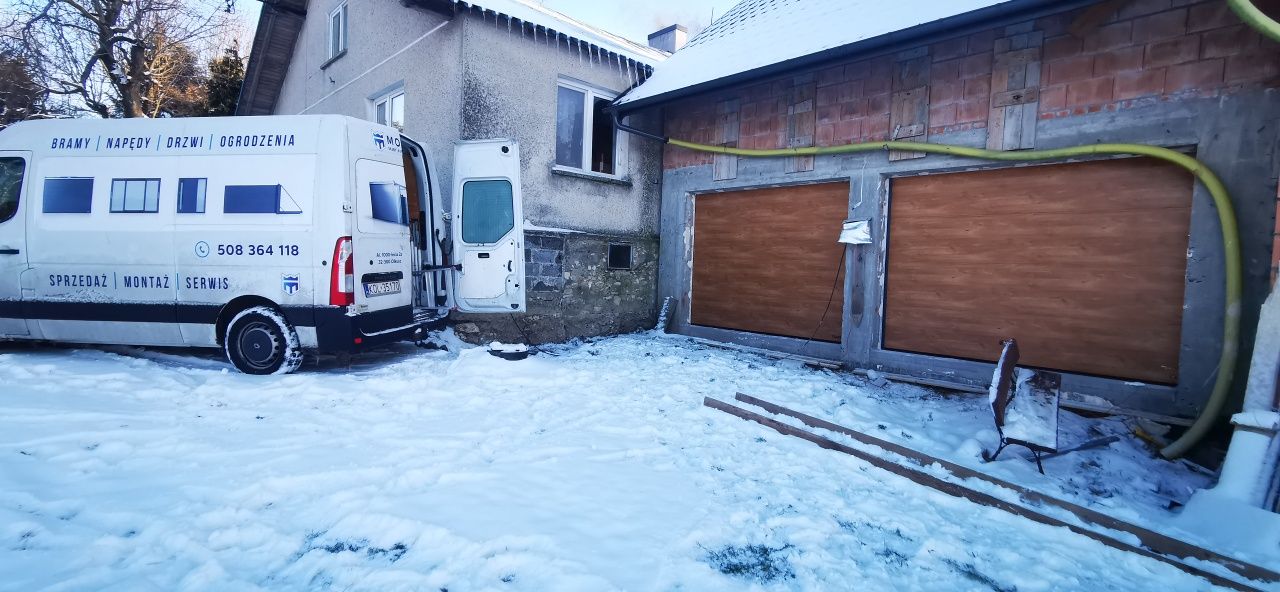Napędy do bram przesuwnych 2 skrzydłowych garażowych