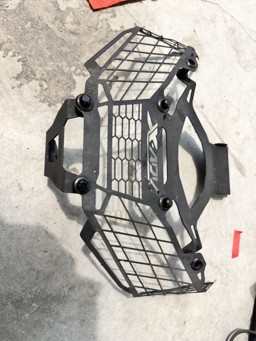 Protecção frontal para x-adv