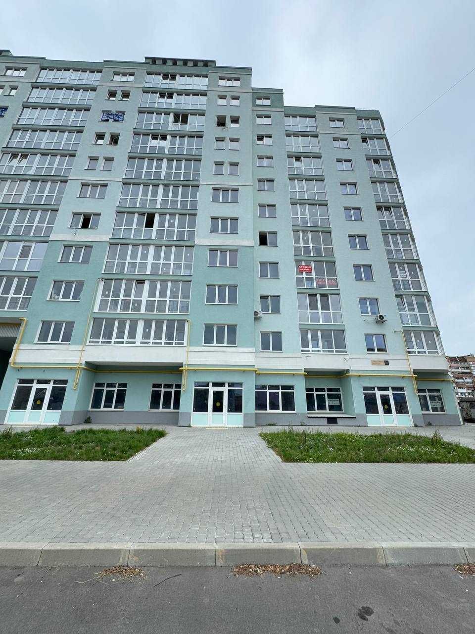 Простора однокімнатна квартира. Продаж.