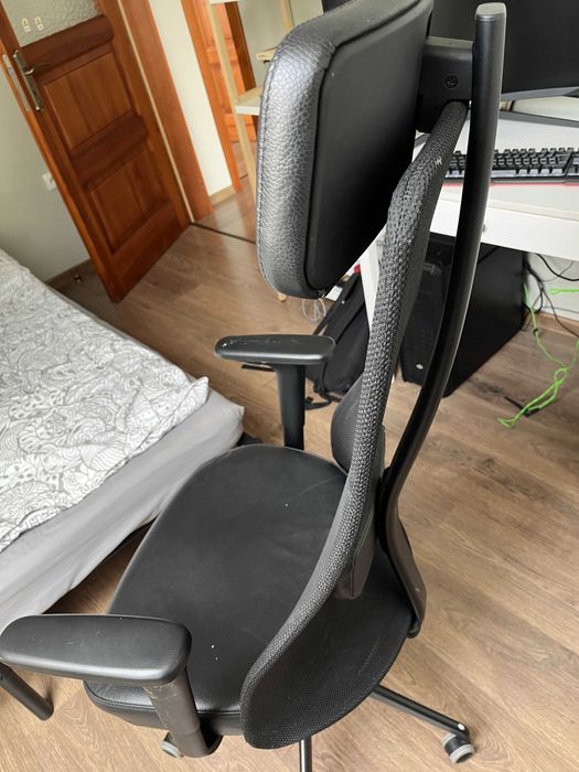 Ikea krzesło biurowe JÄRVFJÄLLET skóra