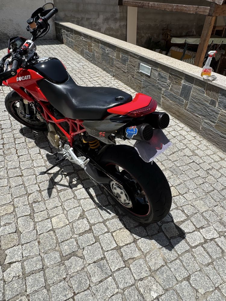 Ducati hyper motard 1100 s