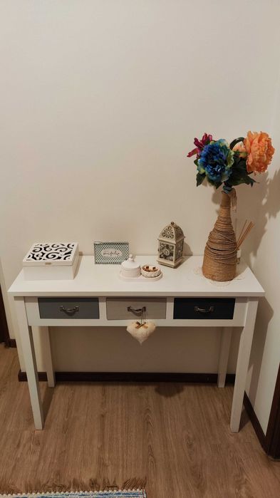 Mesa de Entrada/ Consola